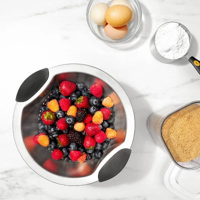 OXO 3Qt Stainless Steel Colander: Dishwasher-Safe Pasta Strainer, Light Silver, 9.6″ Width, 3Qt Capacity - Image 6