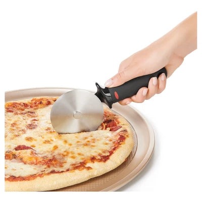 Alternative view of OXO Softworks Pizza Wheel: Stainless Steel Pizza Slicer & Roller, Dishwasher-Safe, Black Handle