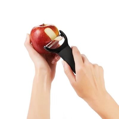 OXO Softworks Y Peeler: Stainless Steel Vegetable & Potato Peeler, Dishwasher-Safe, Black