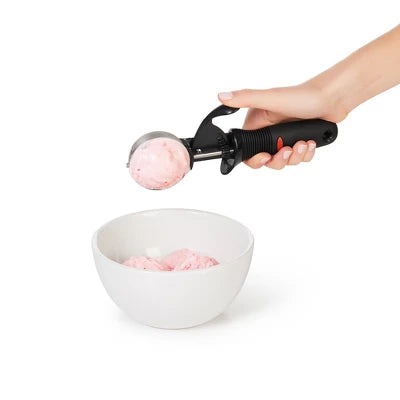 Alternative view of OXO Classic Swipe Ice Cream Scoop: Stainless Steel, Dishwasher-Safe, 8.3″ Length, 4.25″ Handle, Black