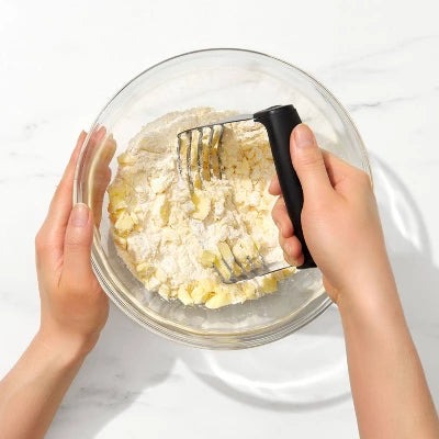 OXO Dough Blender With Blades: Stainless Steel Pastry Blender, Soft-Grip Handle, Dishwasher-Safe, Black