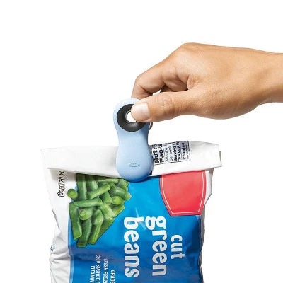 OXO 4pk Plastic All Purpose Bag Clips - Image 4