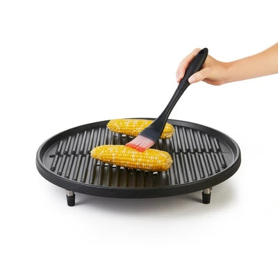 Alternative view of OXO Silicone Basting Brush: Black Cooking & Pastry Tool, Dishwasher-Safe, 10.7″ Length, Silicone Bristles